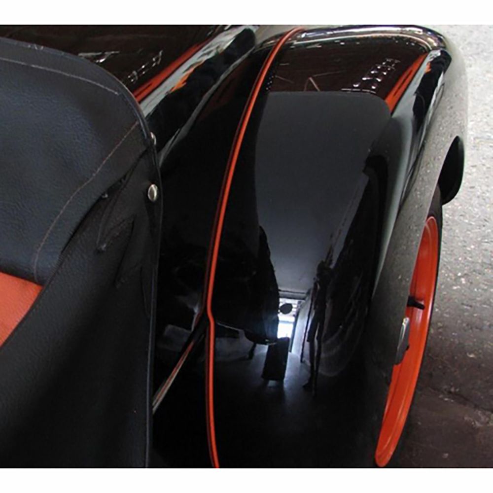 A2.0133 Rubber Trim to Join Wings to Body - Coloured - Image 2